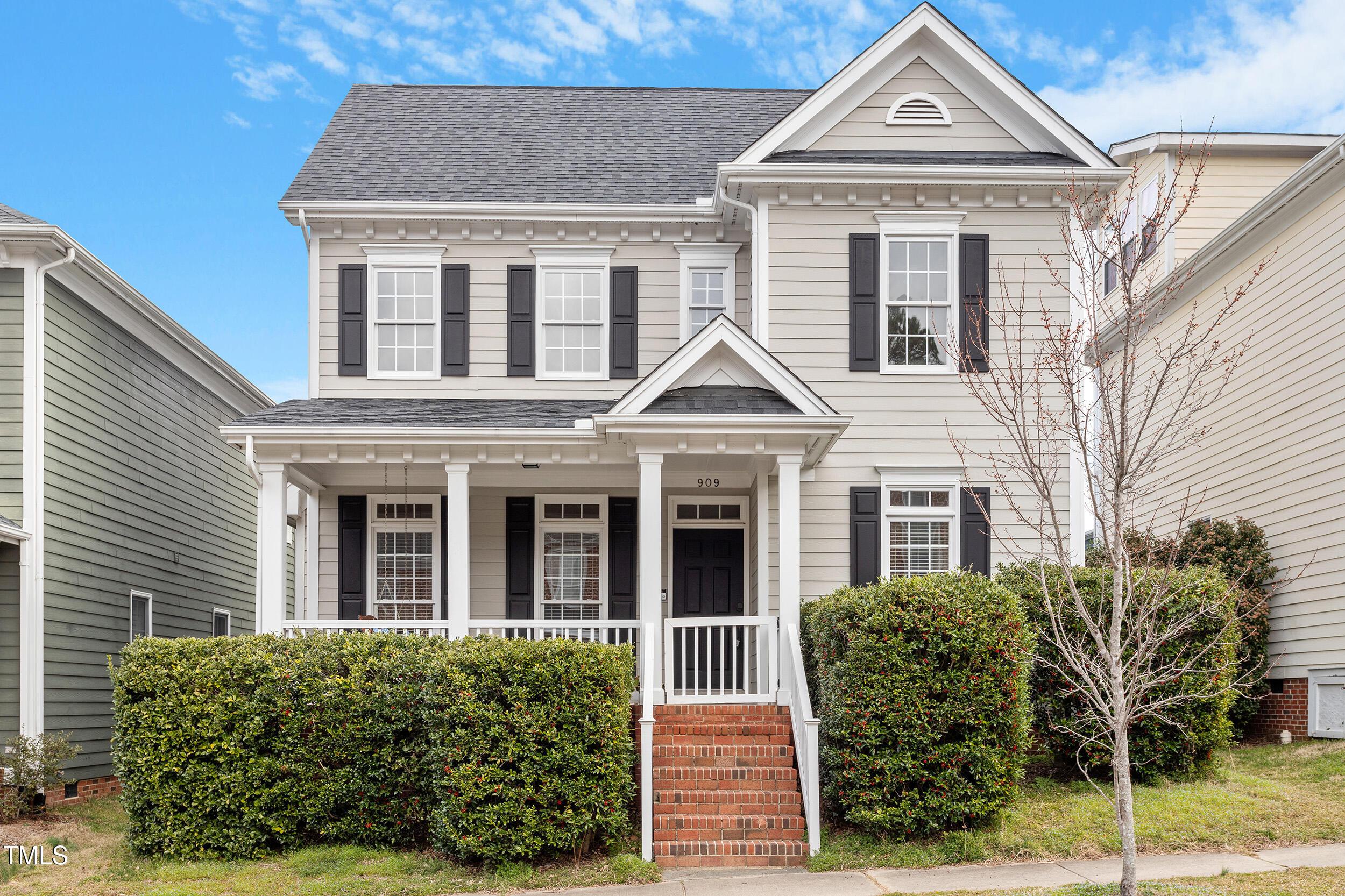 Edgewater Cir, Chapel Hill, NC 27516