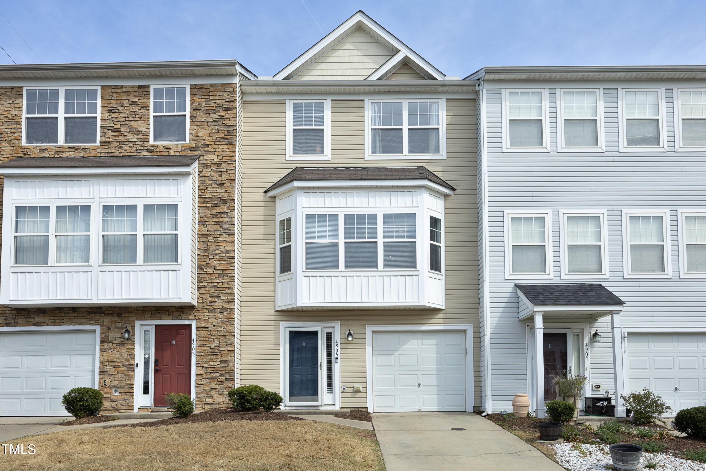 Briarstone Ct, Raleigh, NC 27610