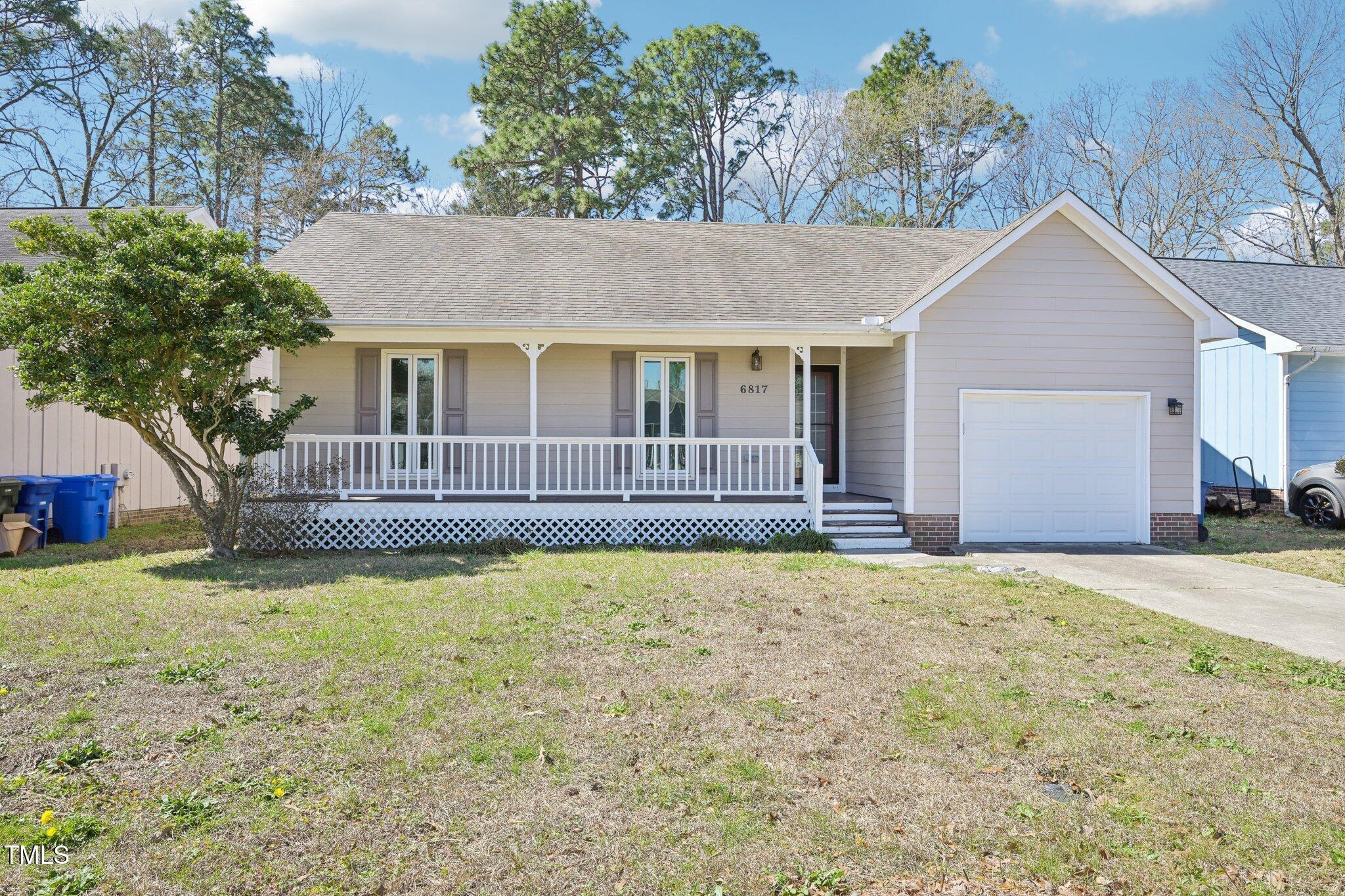 Torrance Ln, Fayetteville, NC 28314