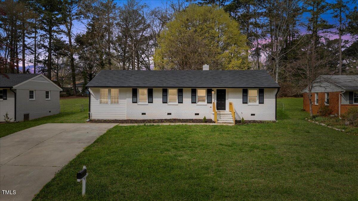 Avery St, Garner, NC 27529