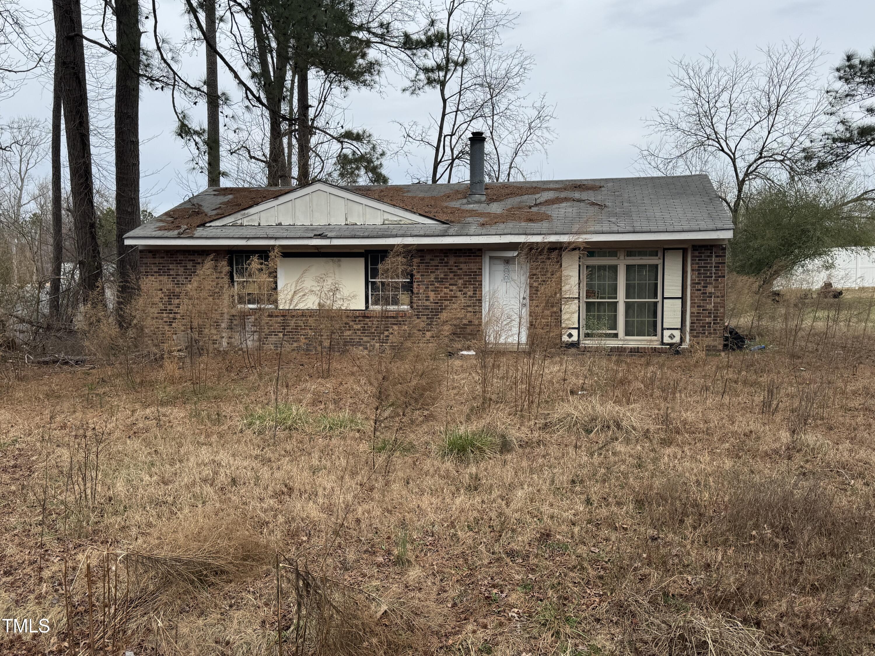 Royal Acres Rd, Raleigh, NC 27610