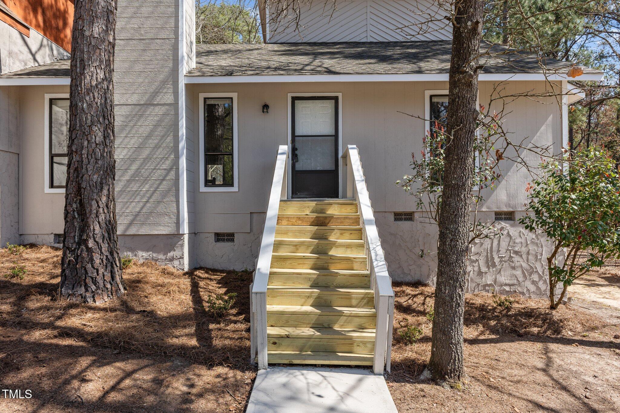 Danish Dr, Fayetteville, NC 28303