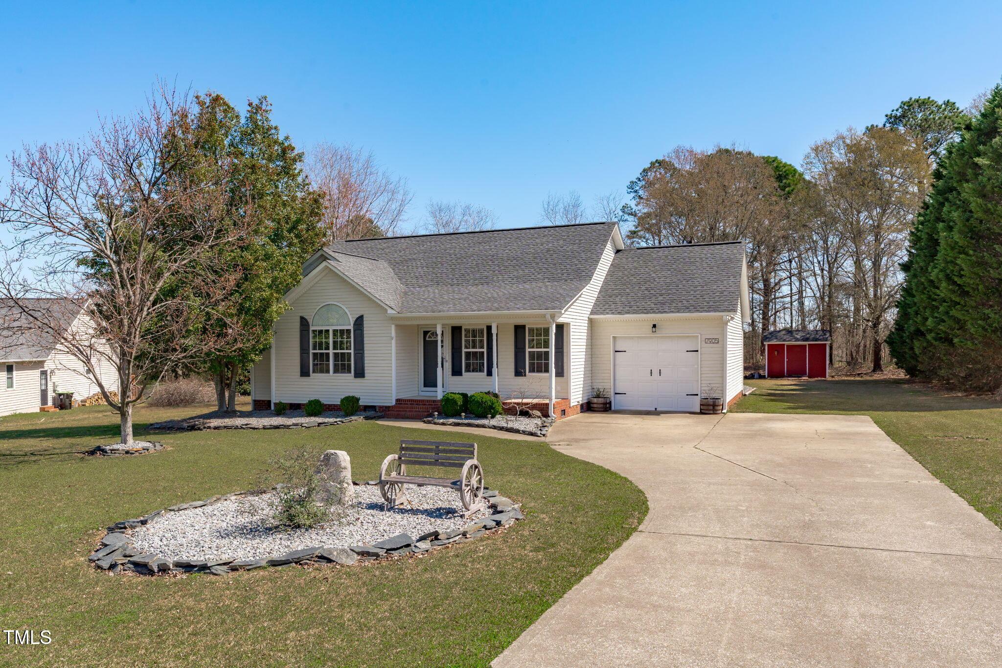 Willow Croft Dr, Willow Spring, NC 27592