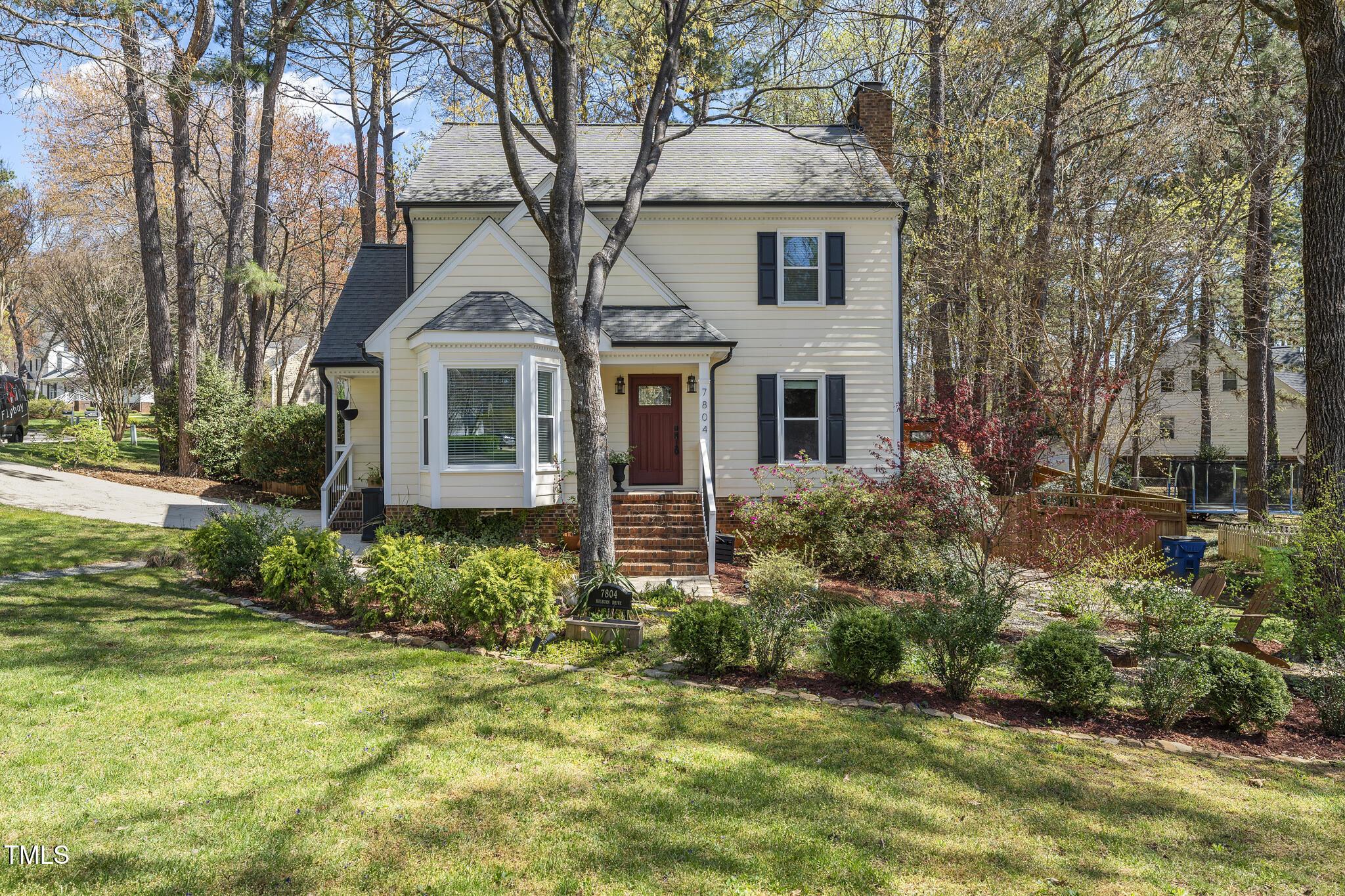 Hilburn Dr, Raleigh, NC 27613