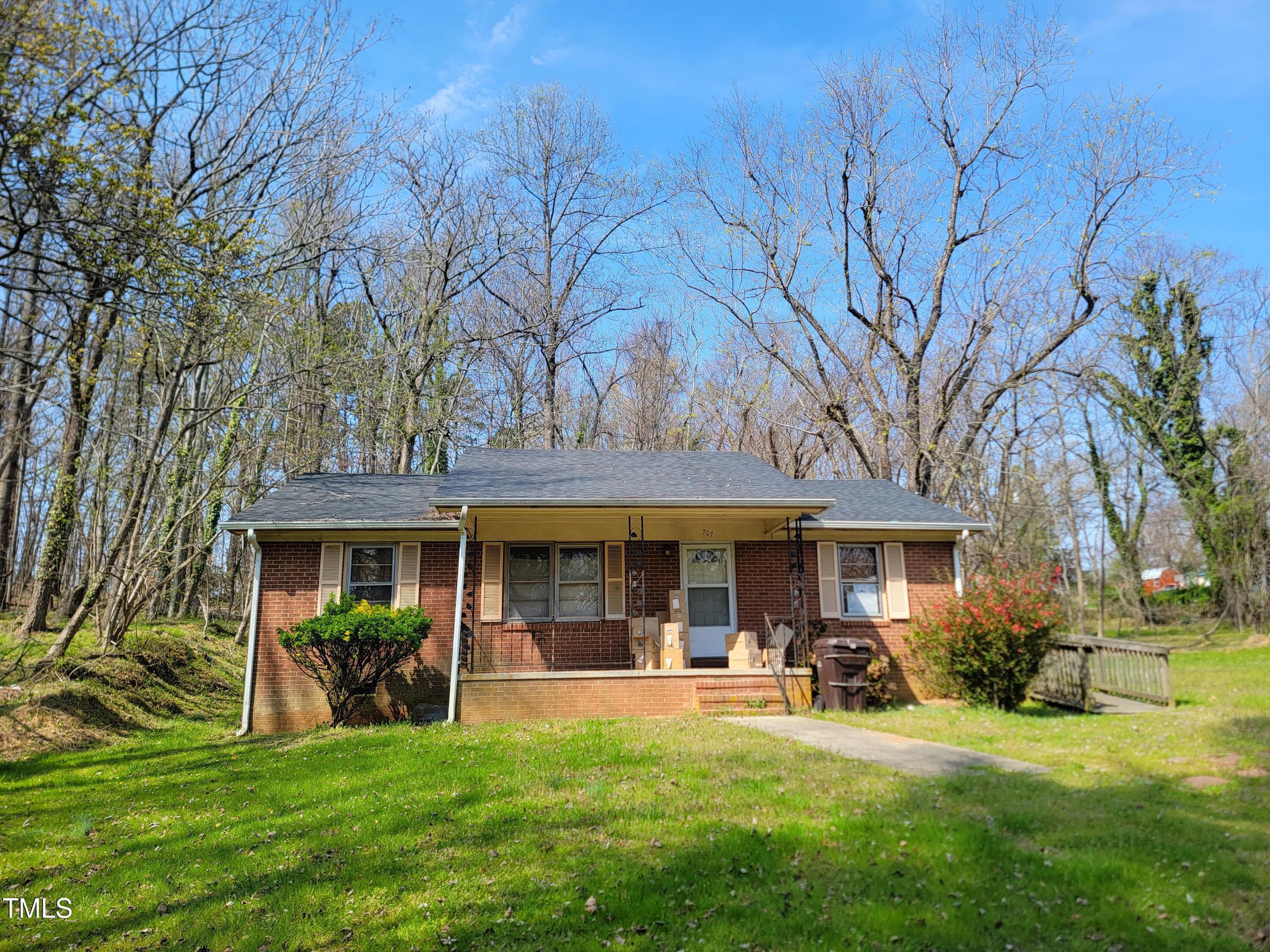 Dickens St, Roxboro, NC 27573