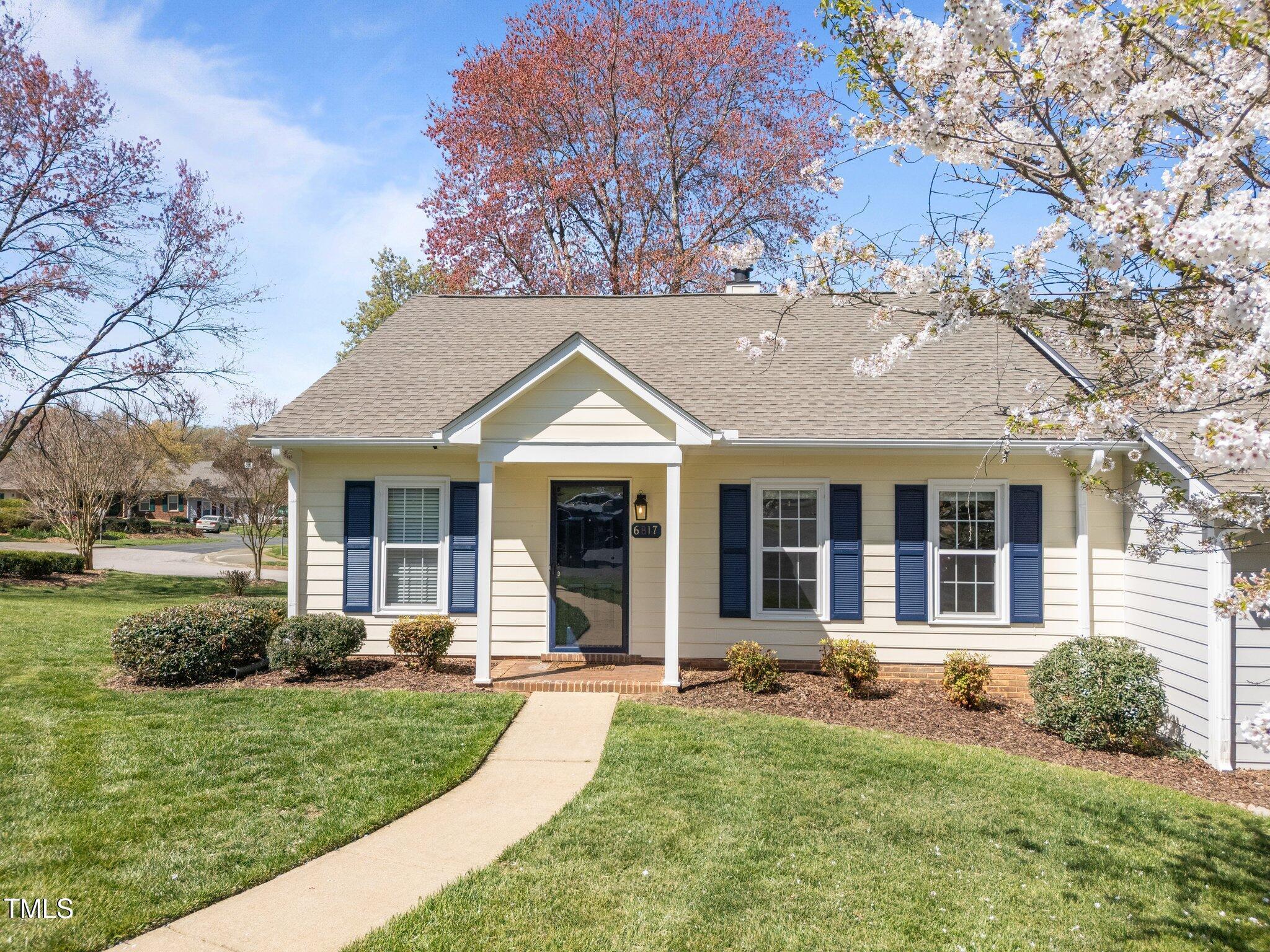 Fairpoint Ct, Raleigh, NC 27613