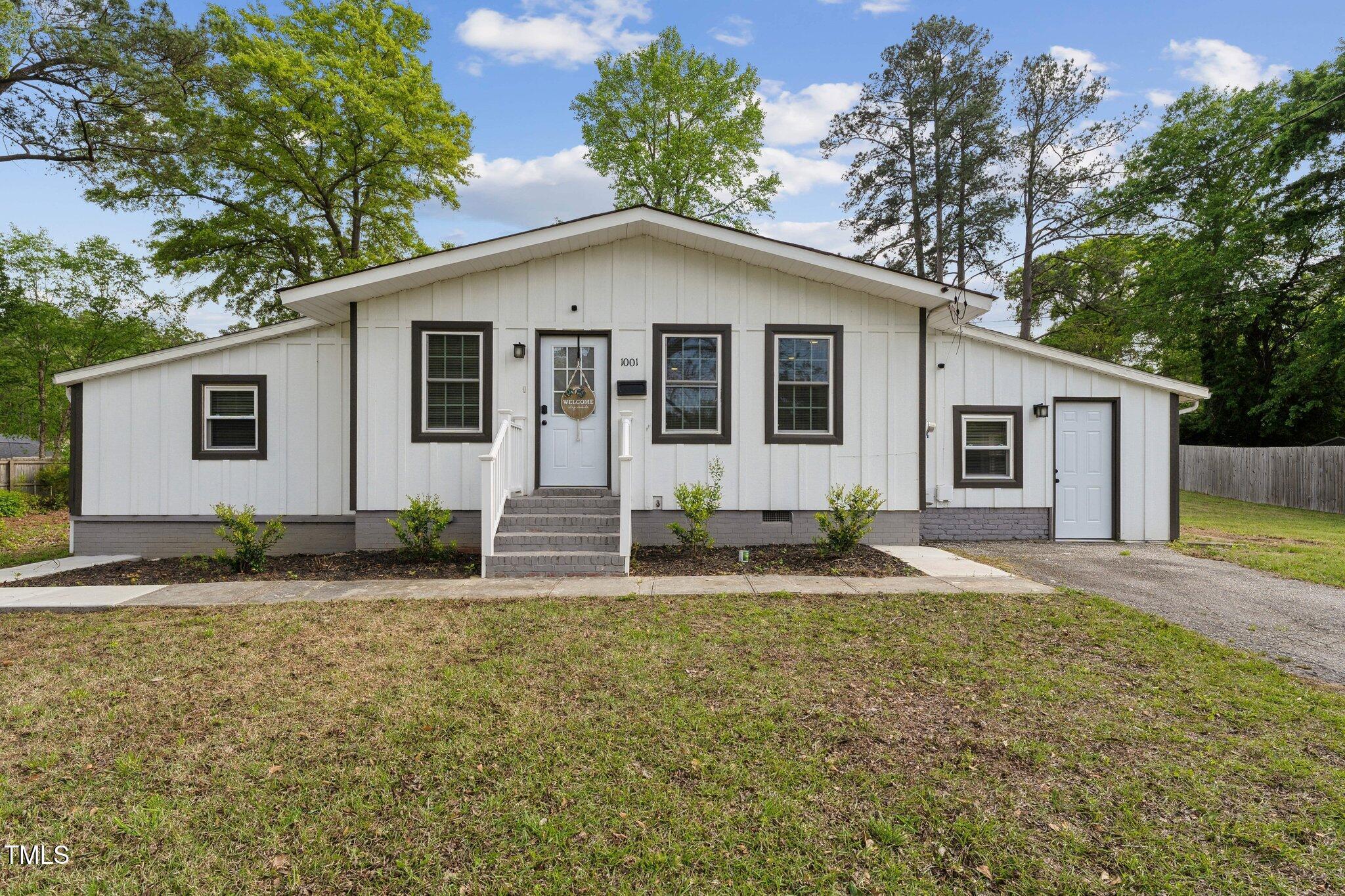 Helms Pl, Raleigh, NC 27610