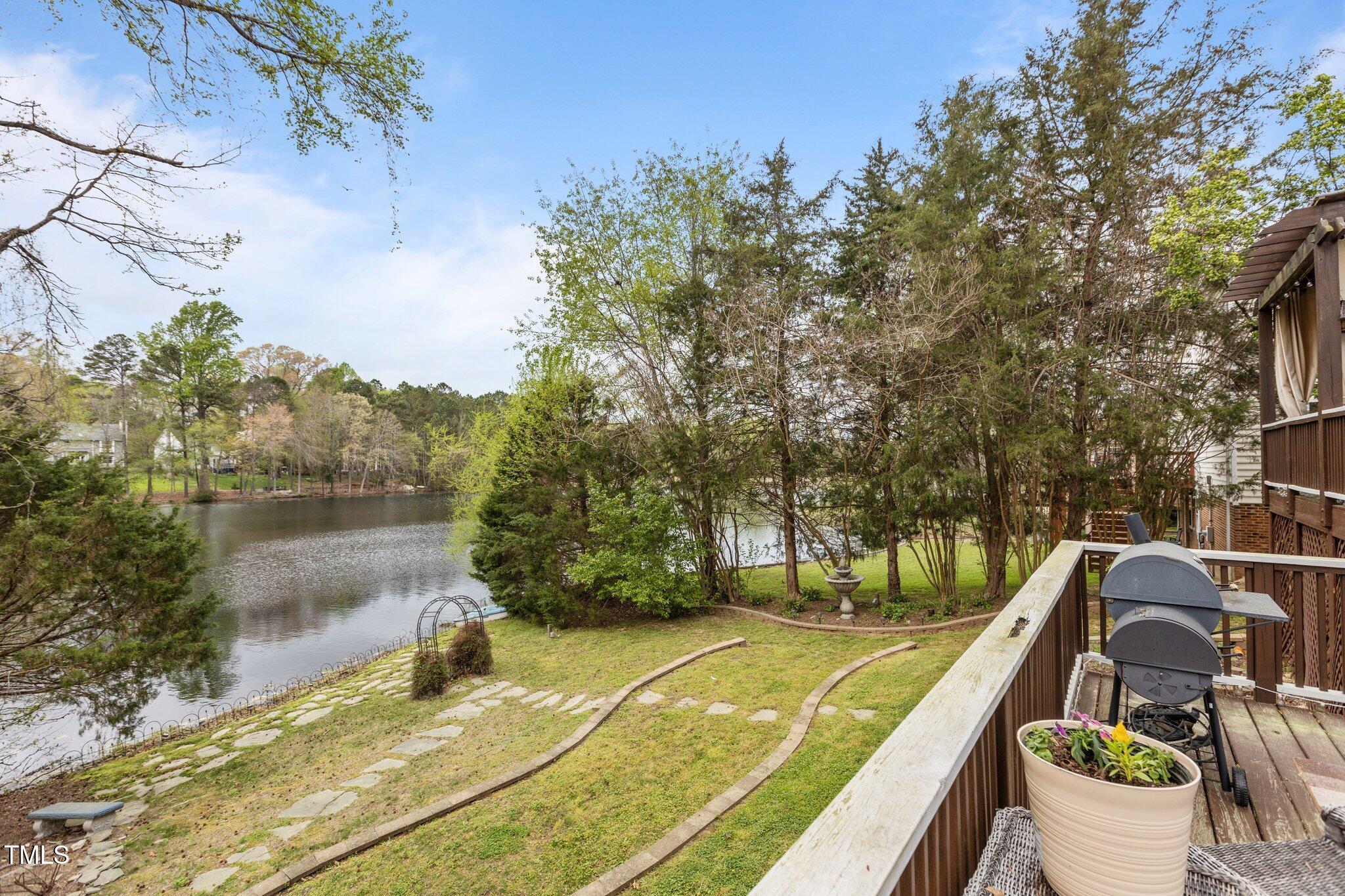 Remington Lake Dr, Raleigh, NC 27616