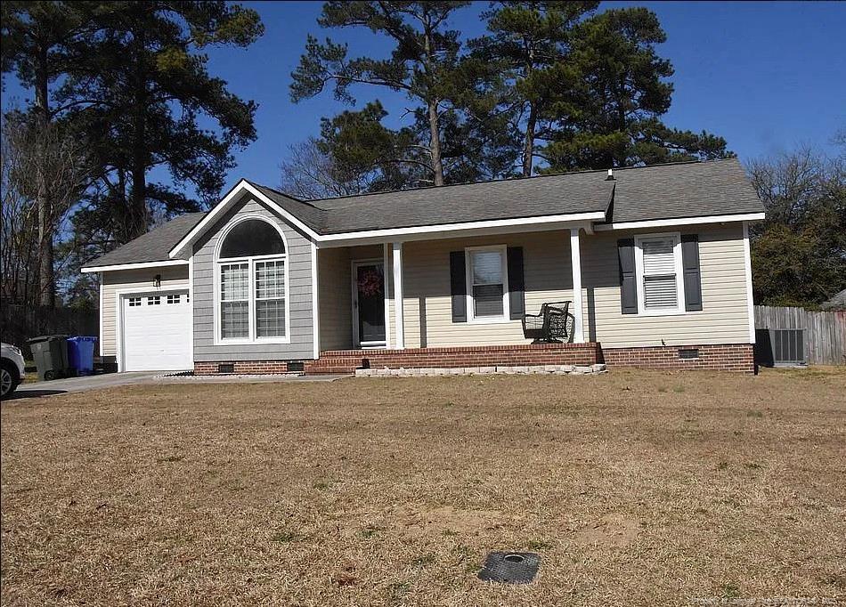 Park Knoll Ln, Fayetteville, NC 28304
