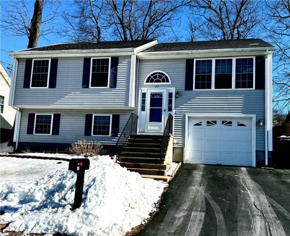 Edgewood Ave, Cumberland, RI 02864