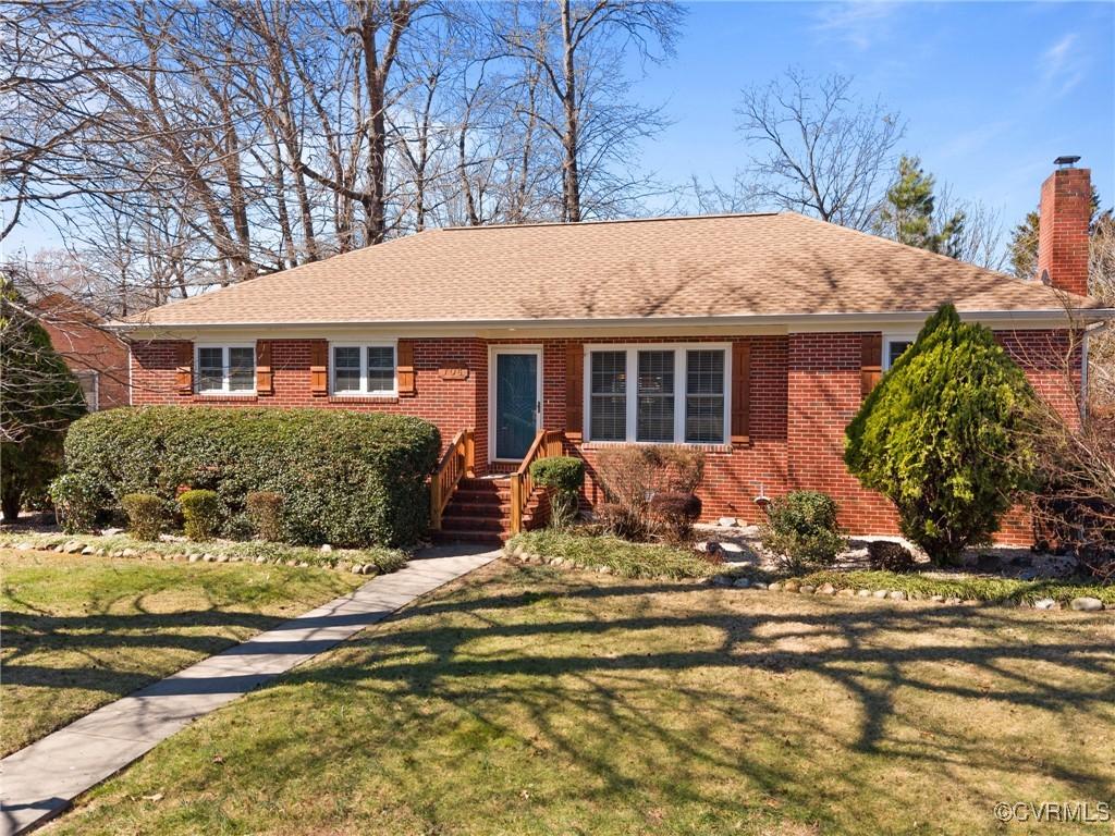 Forestview Dr, Colonial Heights, VA 23834