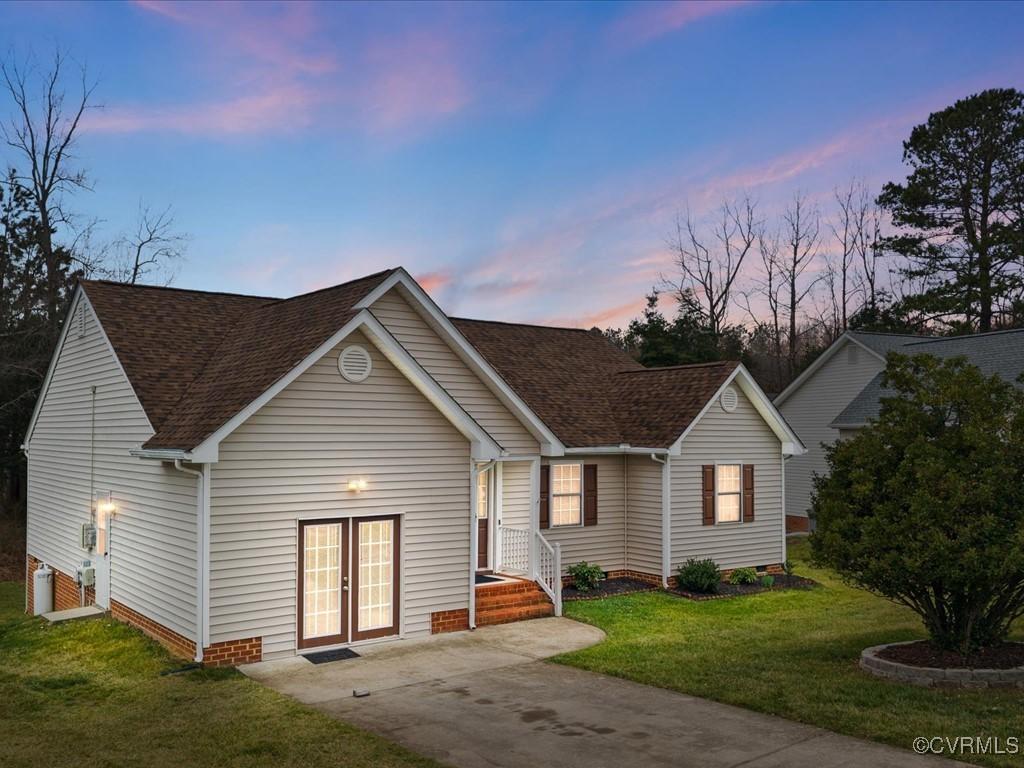 Holden Rd, North Chesterfield, VA 23234