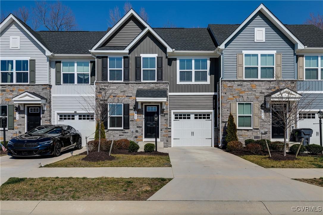 Addison Gate Dr, North Chesterfield, VA 23234