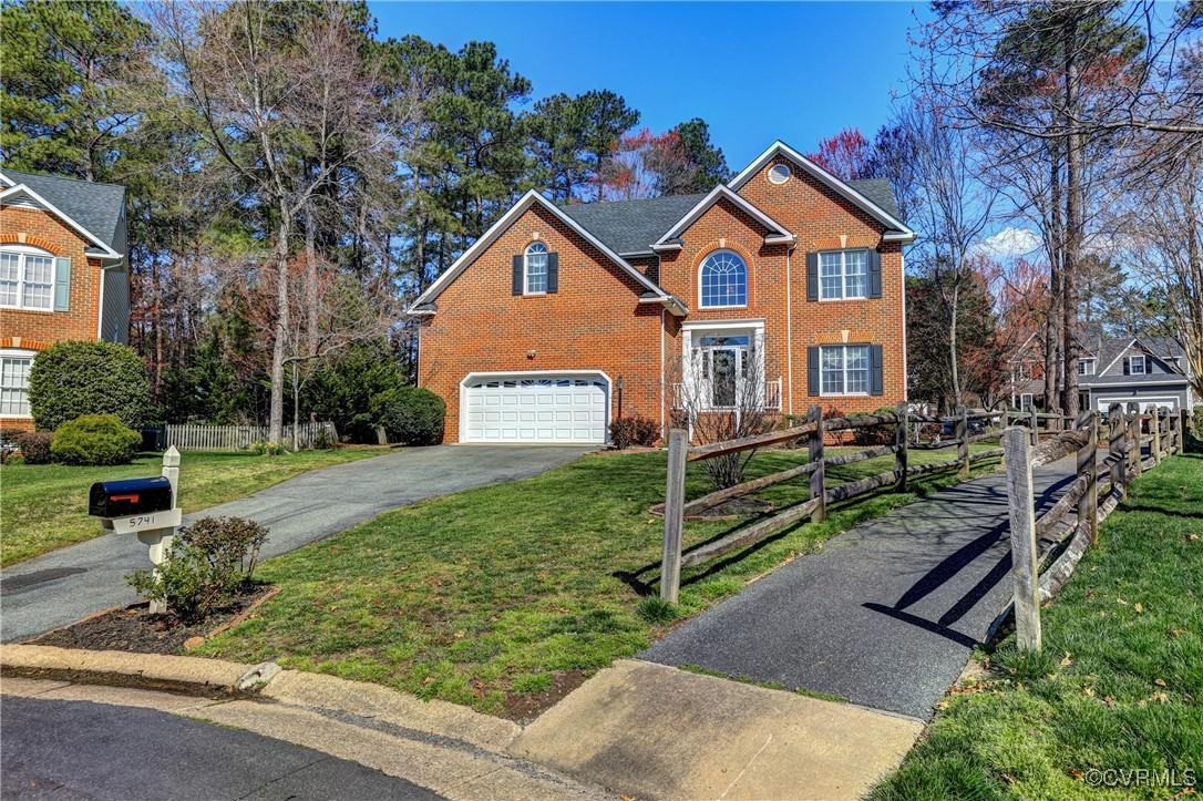 Oak Mill Ct, Glen Allen, VA 23059