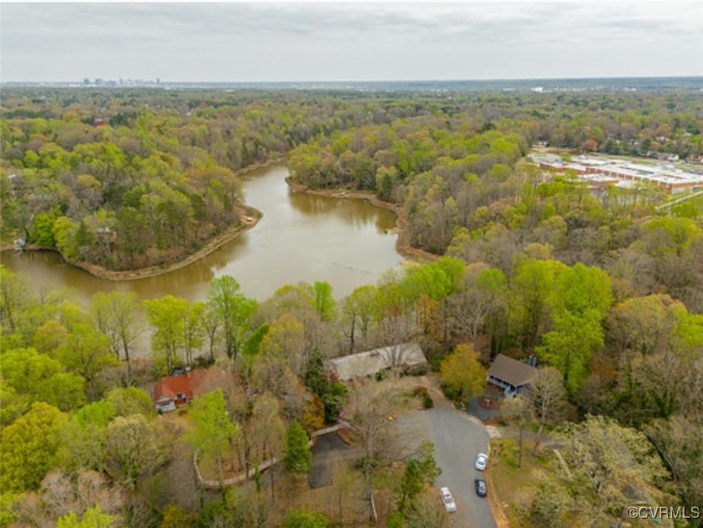 Whitestone Dr, North Chesterfield, VA 23234