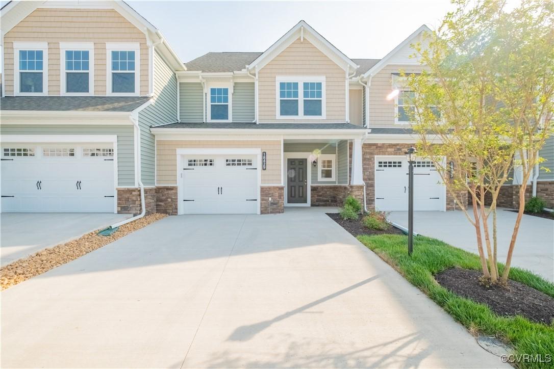 Palisades Ct, Moseley, VA 23120