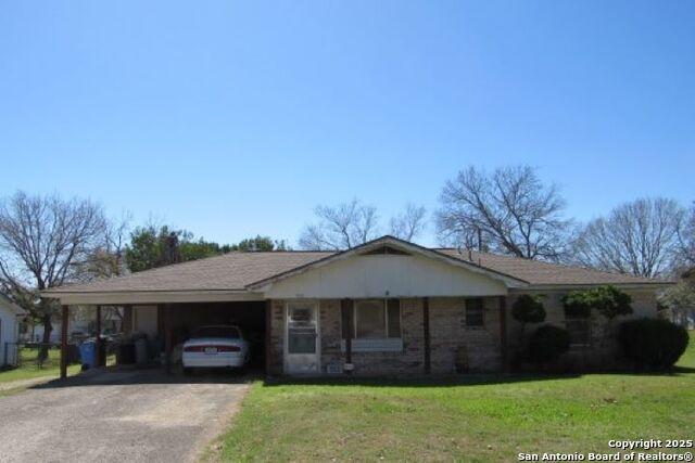 Zwicke St, Seguin, TX 78155