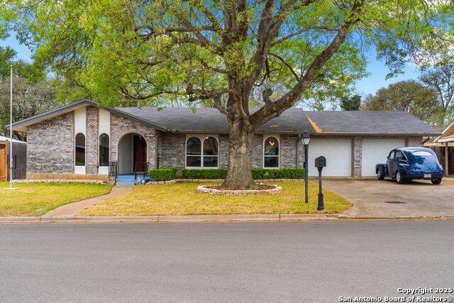 Lake Dr, Kerrville, TX 78028