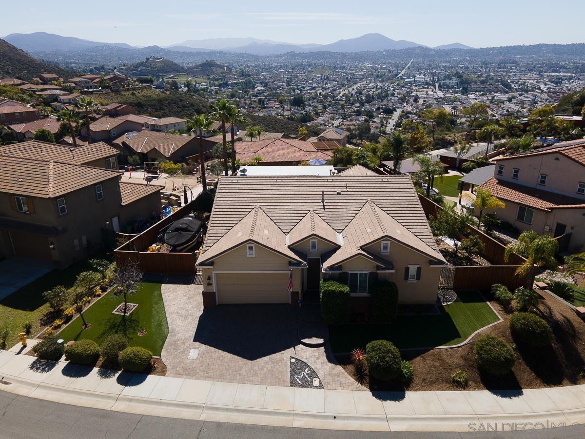 Bella Vista St, Santee, CA 92071