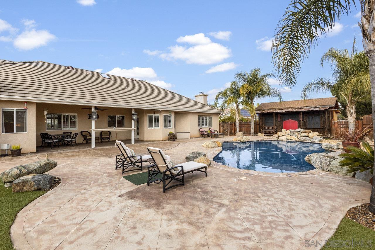 Rowley Way, Ramona, CA 92065
