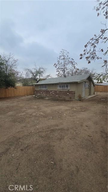 Warren Ave, Bakersfield, CA 93308