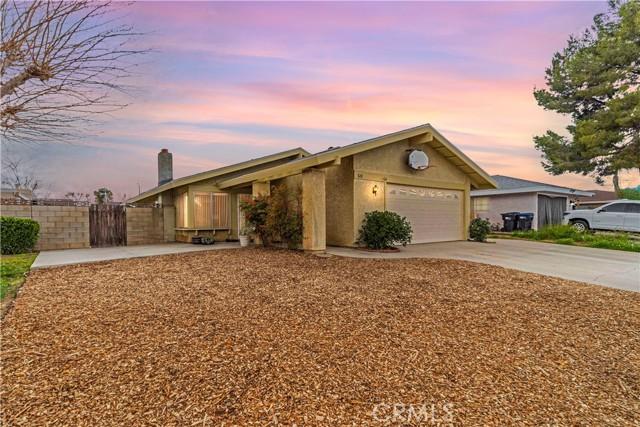 Landsford St, Lancaster, CA 93535
