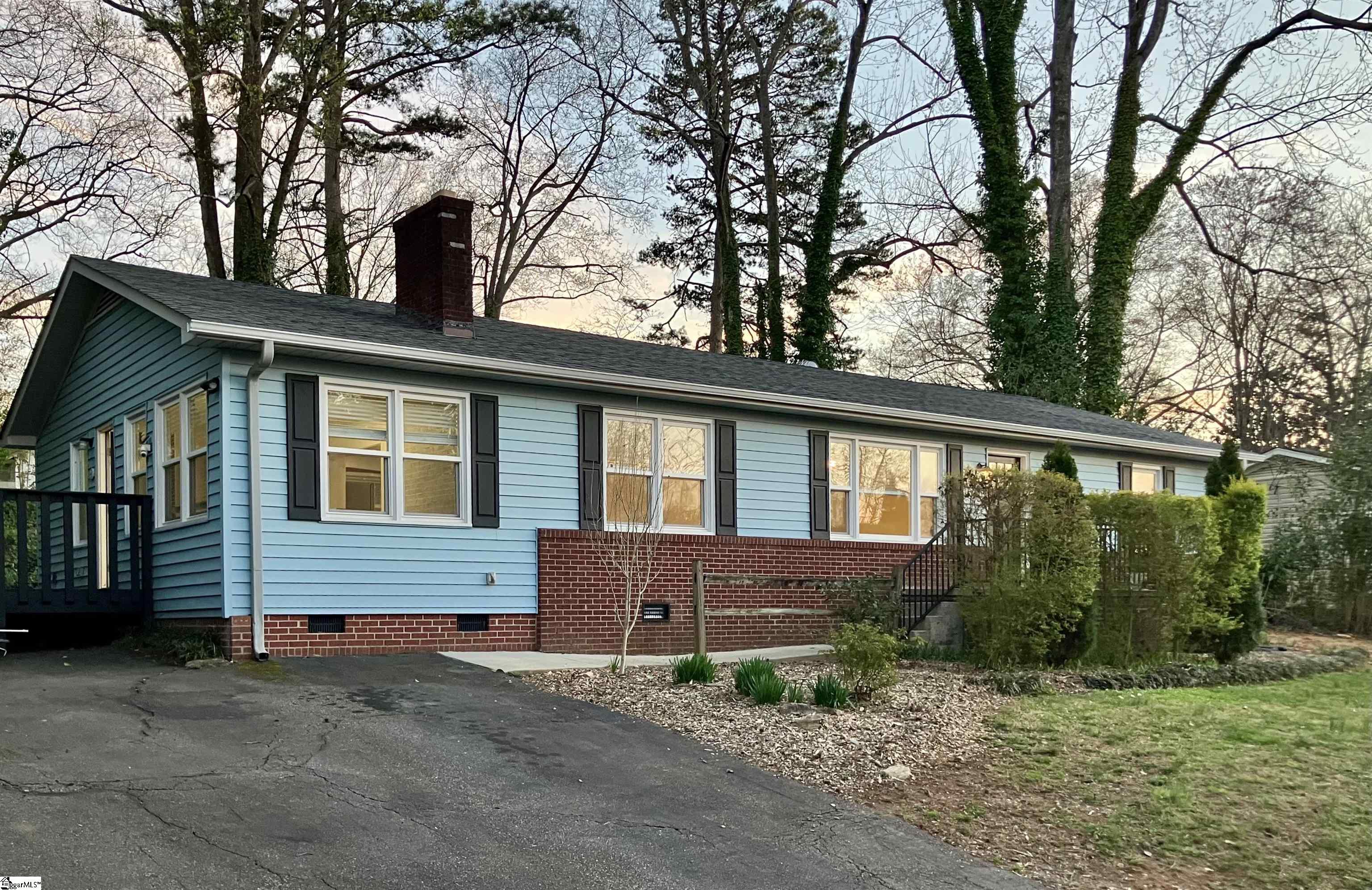 Endless Dr, Greer, SC 29651