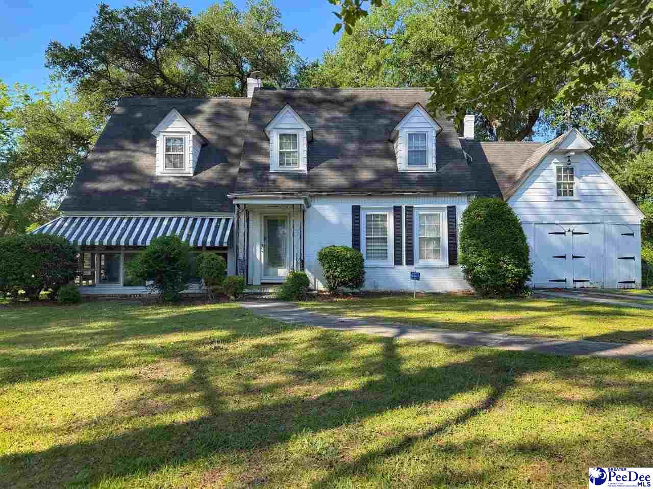 E Jackson St, Dillon, SC 29536