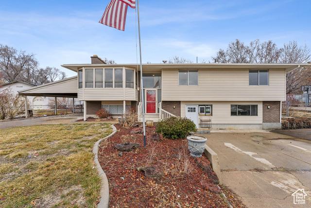 Moon Cir, Farmington, UT 84025