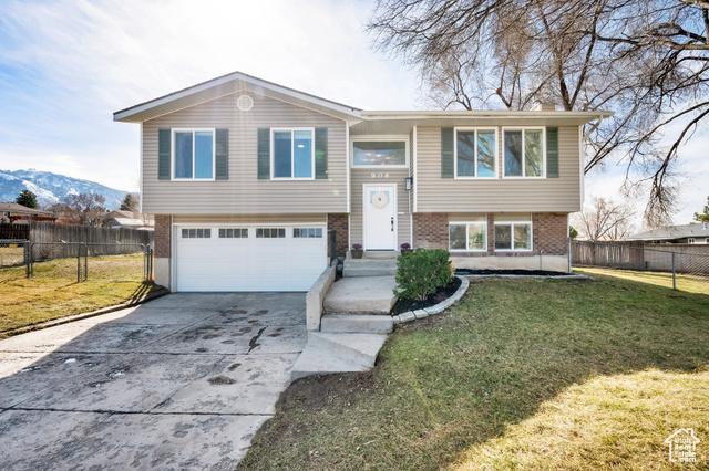 E Peach Blossom Cir, Sandy, UT 84094
