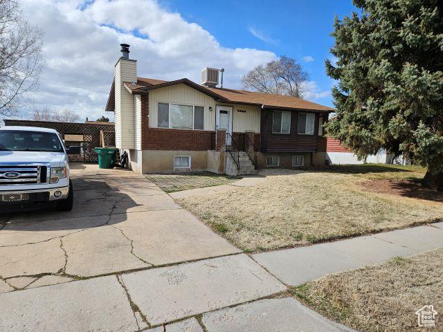 S 2825 W, Roy, UT 84067