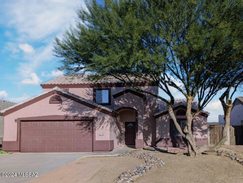 Gina Ln, Alvarado, TX 76009