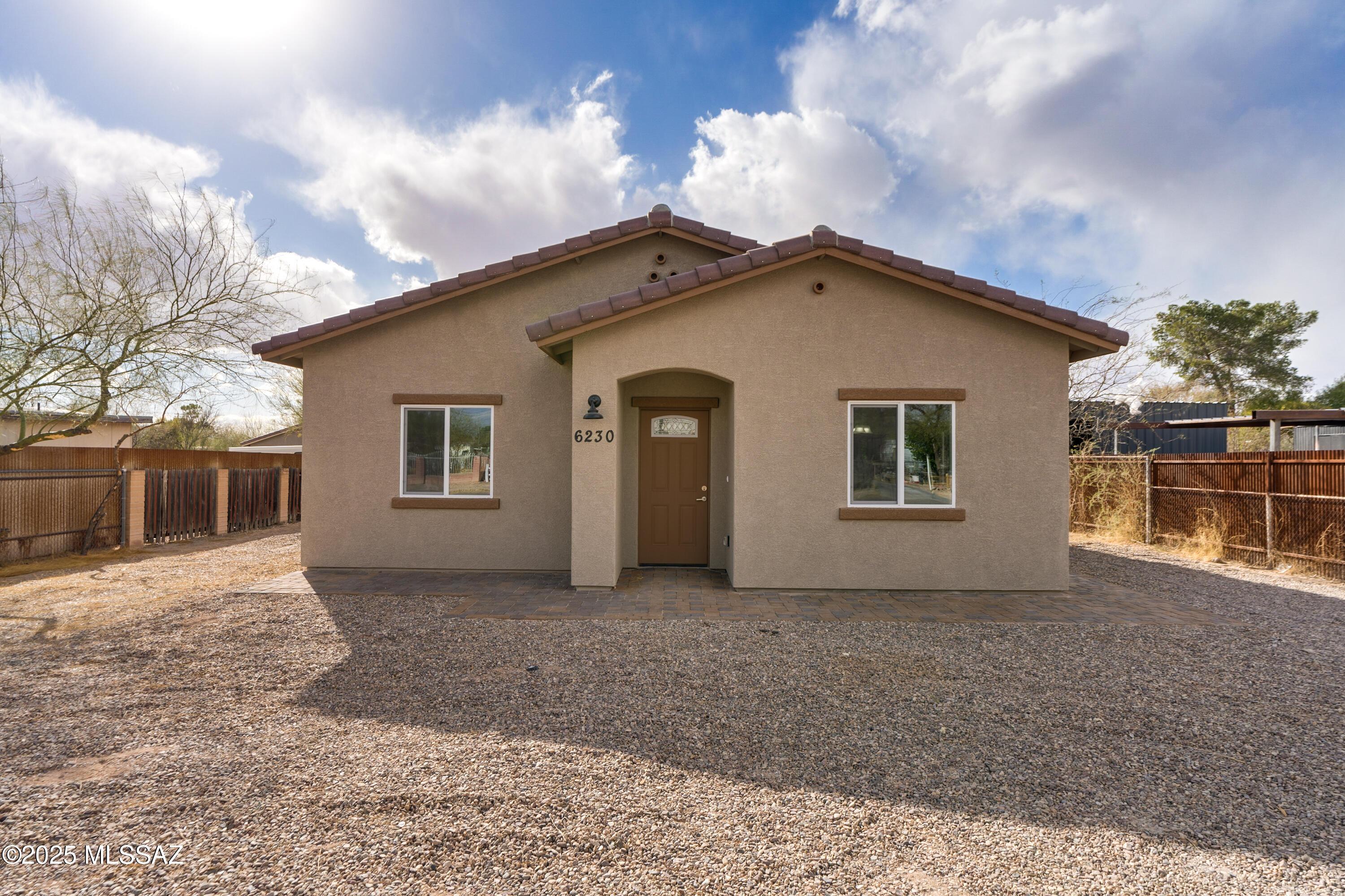 South Southland Blvd, Tucson, AZ 85706