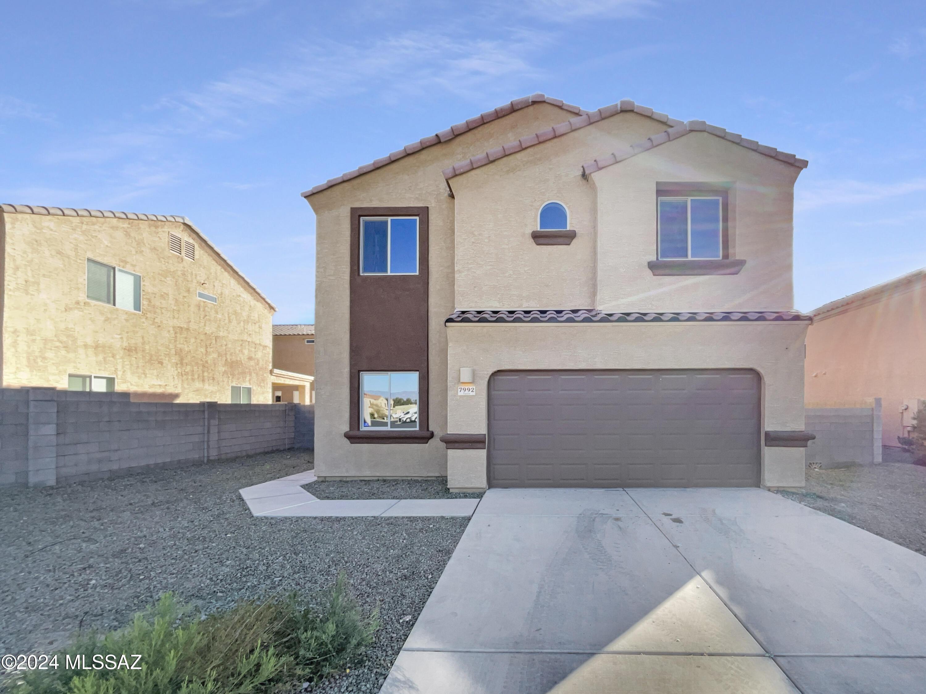 S Tate Loop, Tucson, AZ 85756