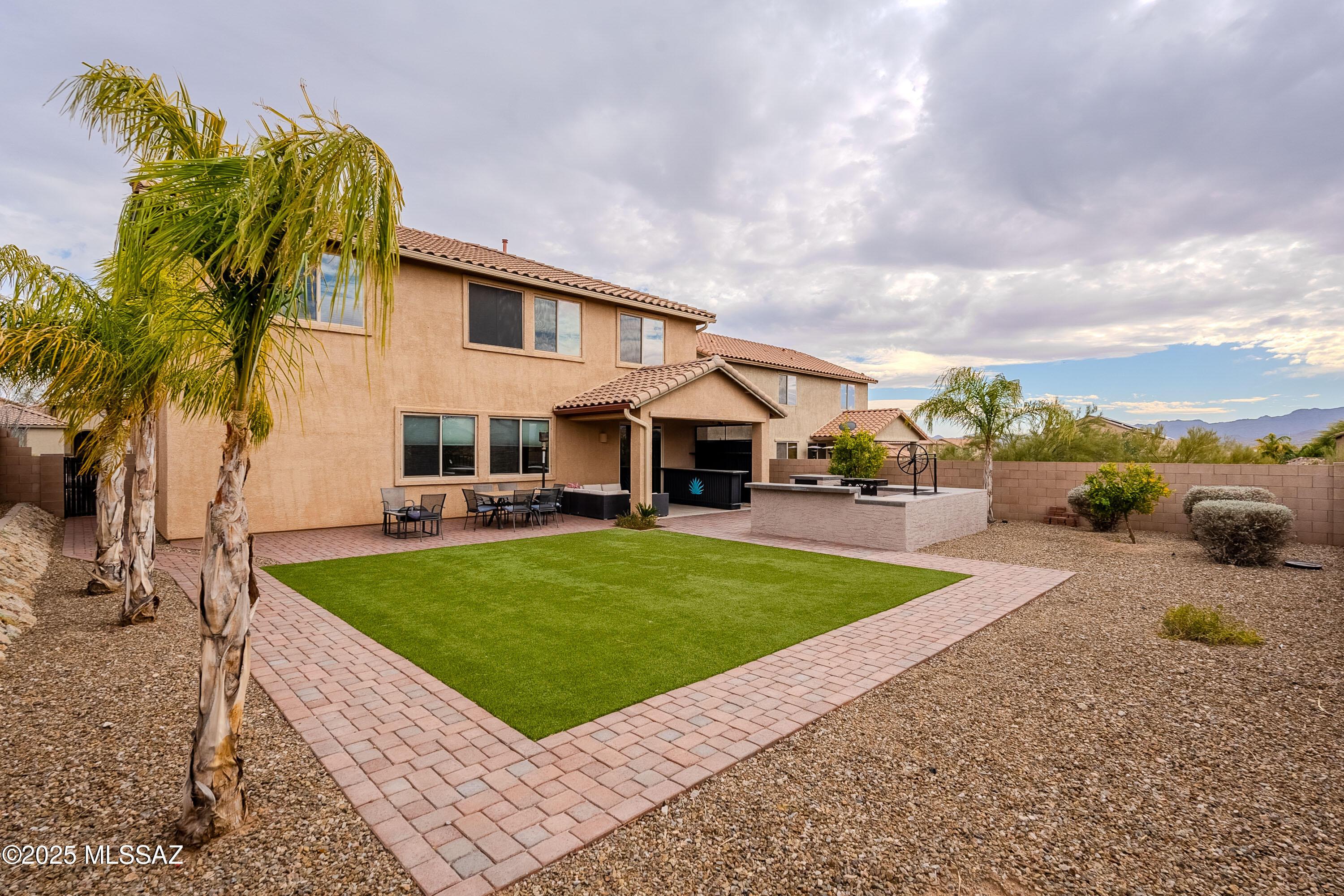 N Winding Willow Way, Tucson, AZ 85741