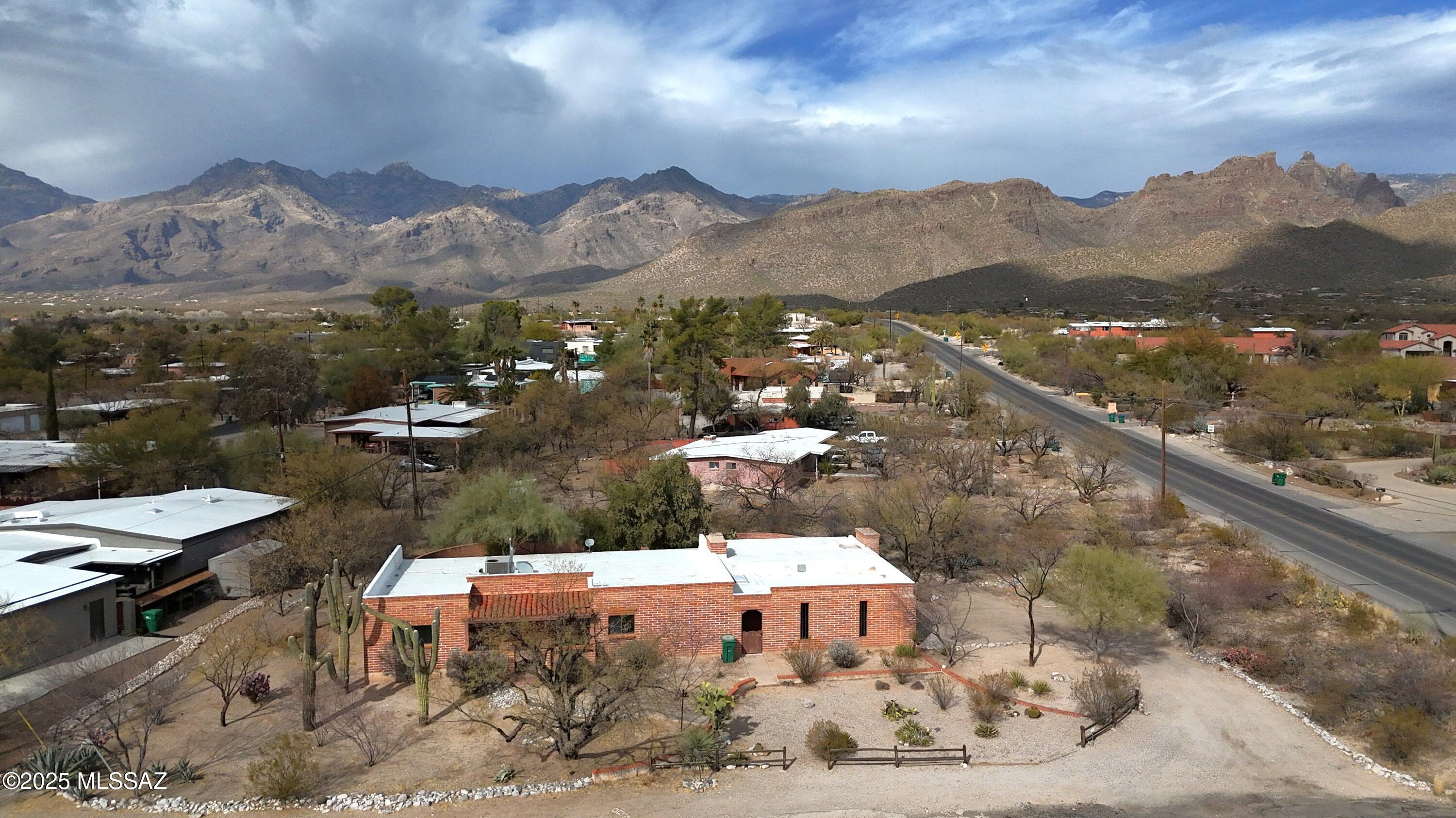 E Summer Trl, Tucson, AZ 85749