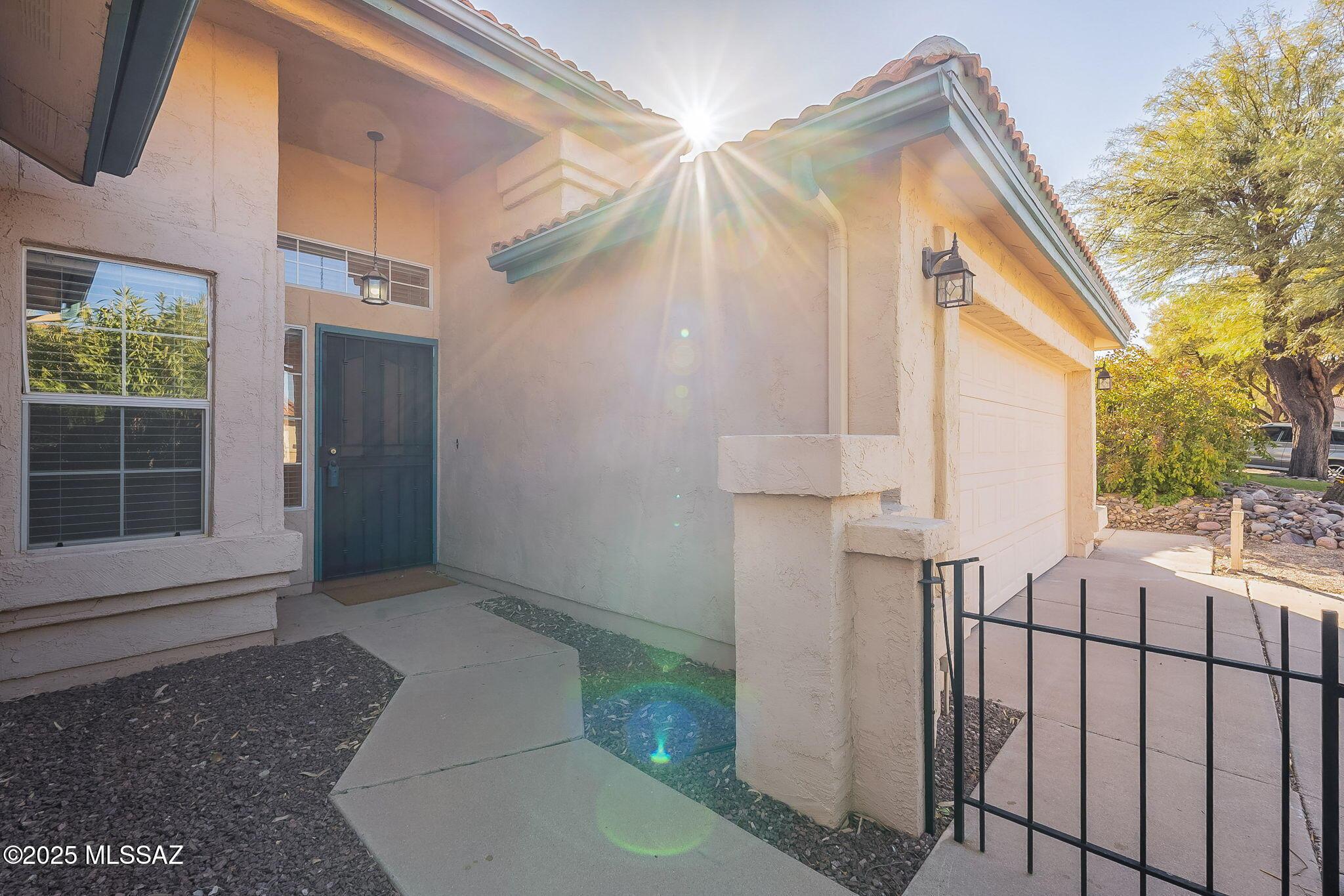 S Chalet Ave, Tucson, AZ 85748