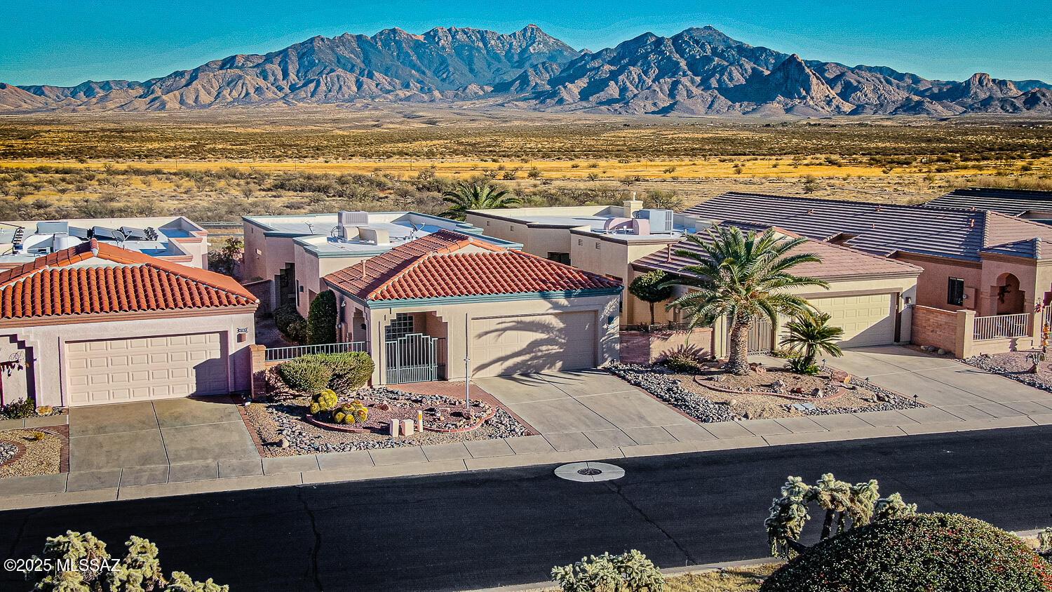 S View Ridge Dr, Green Valley, AZ 85622
