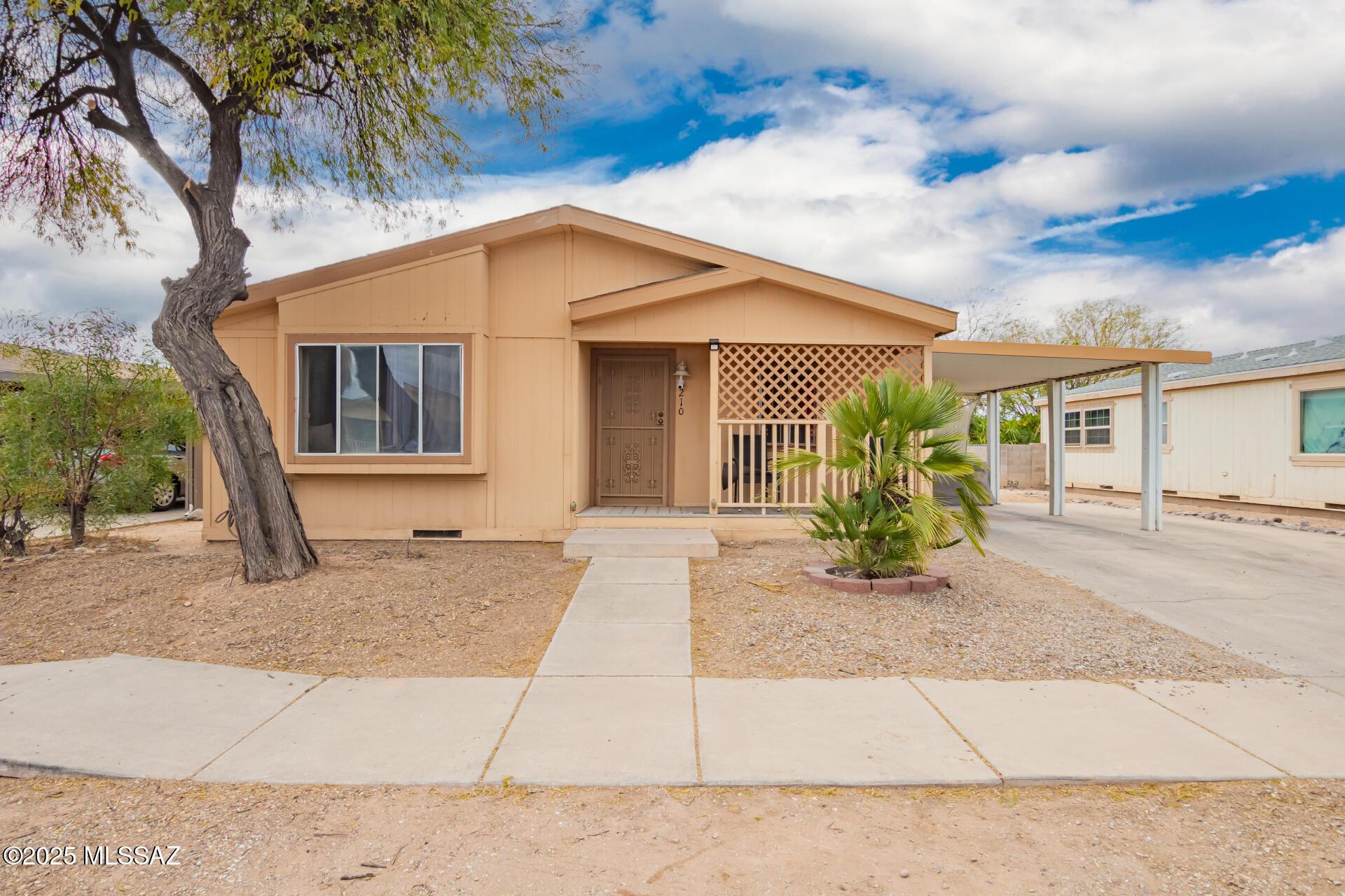 S Black Water Dr, Tucson, AZ 85706