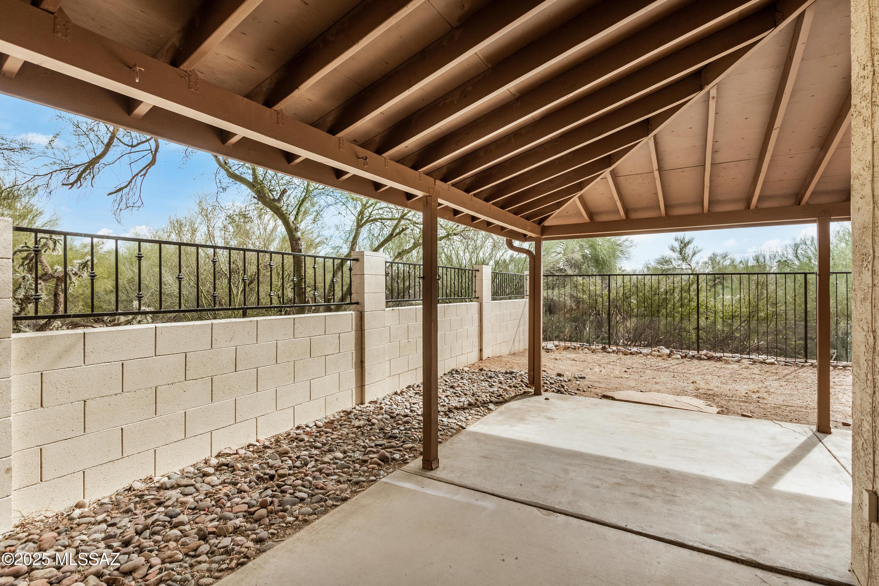 W Doria Dr, Tucson, AZ 85742