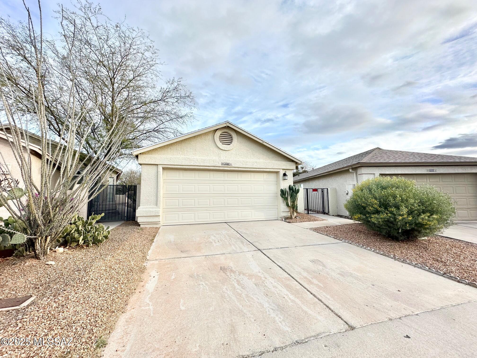 N Wheatfield Dr, Tucson, AZ 85741