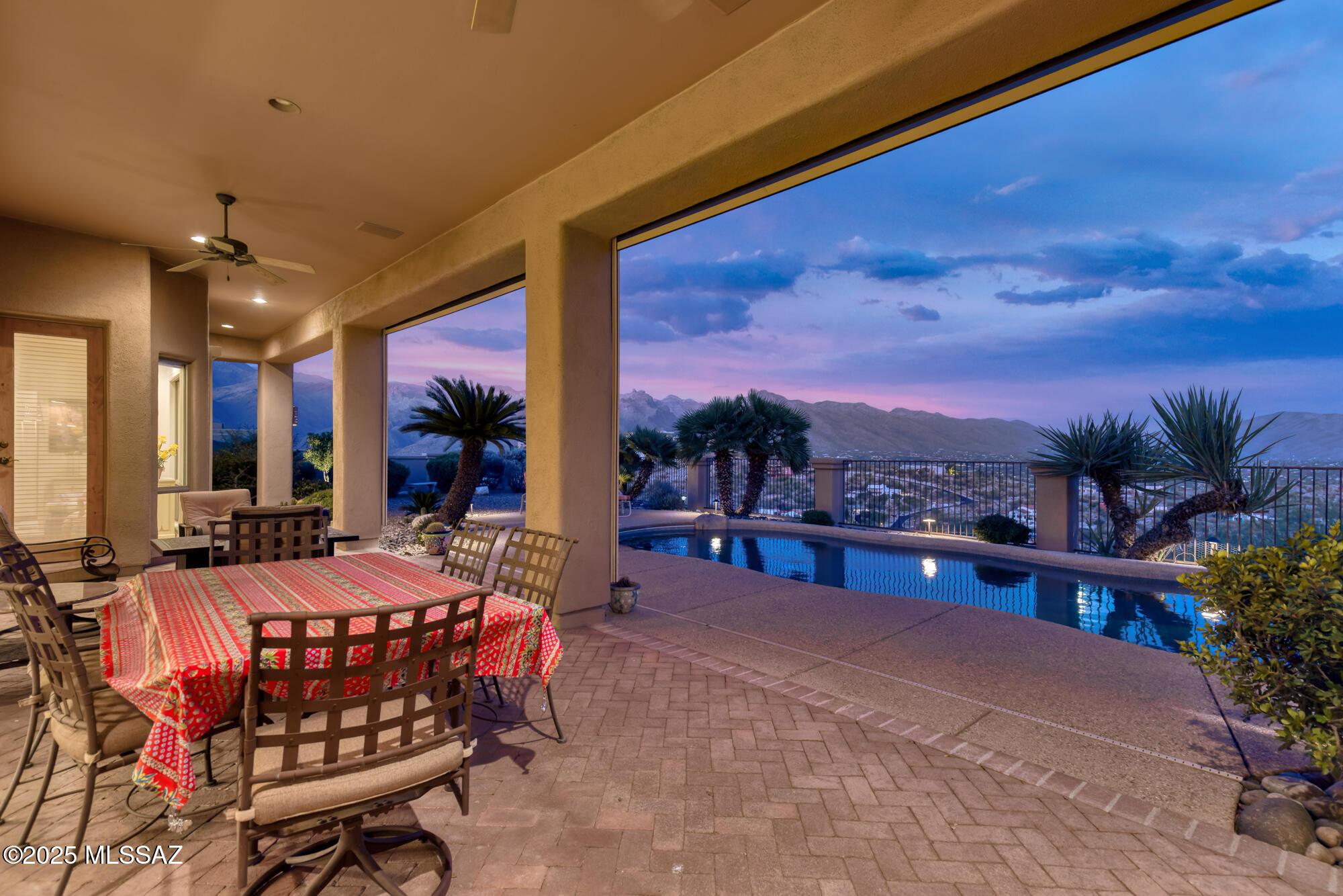 N Sabino Mountain Dr, Tucson, AZ 85750