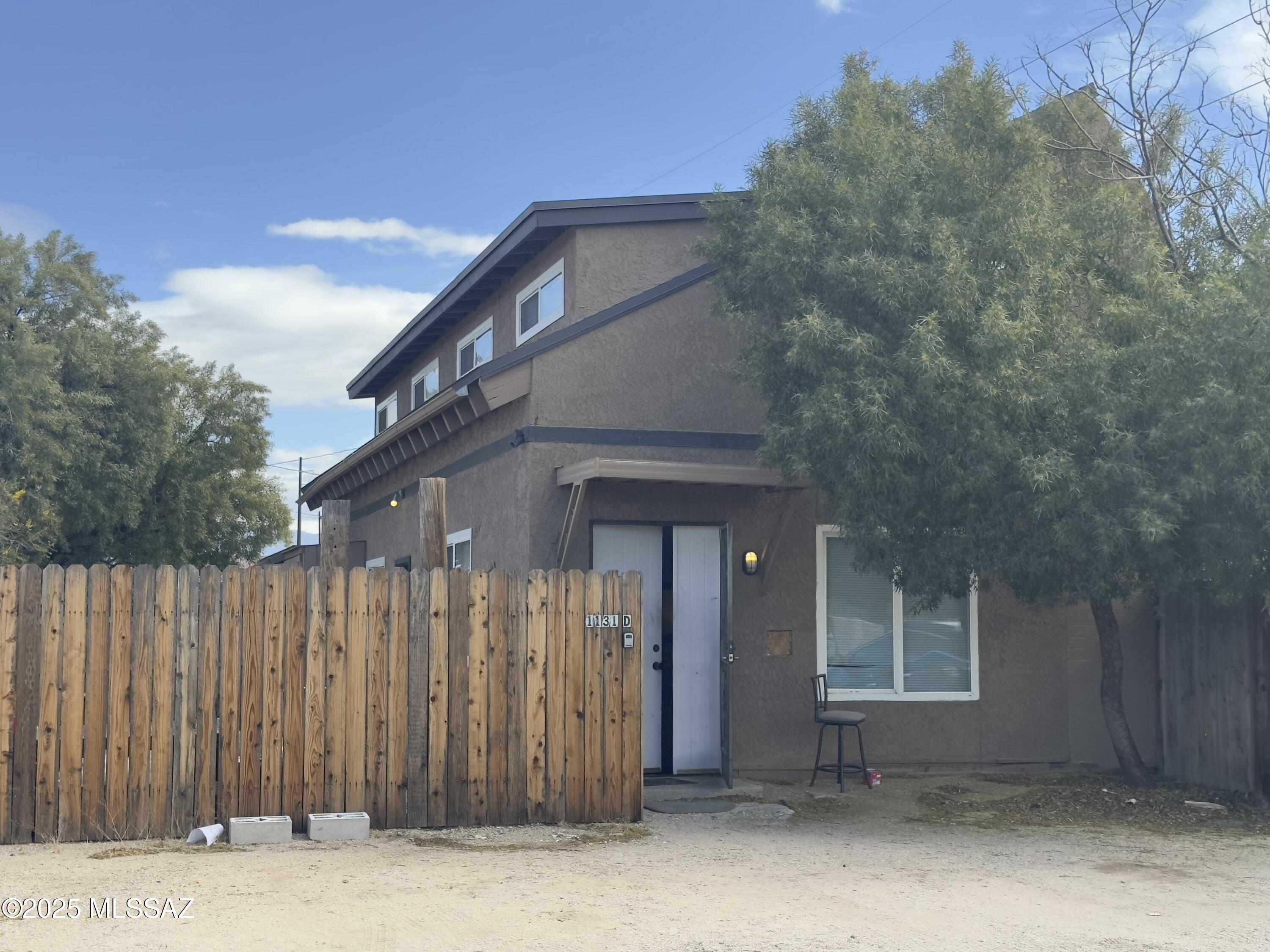 E 22nd St, Tucson, AZ 85710