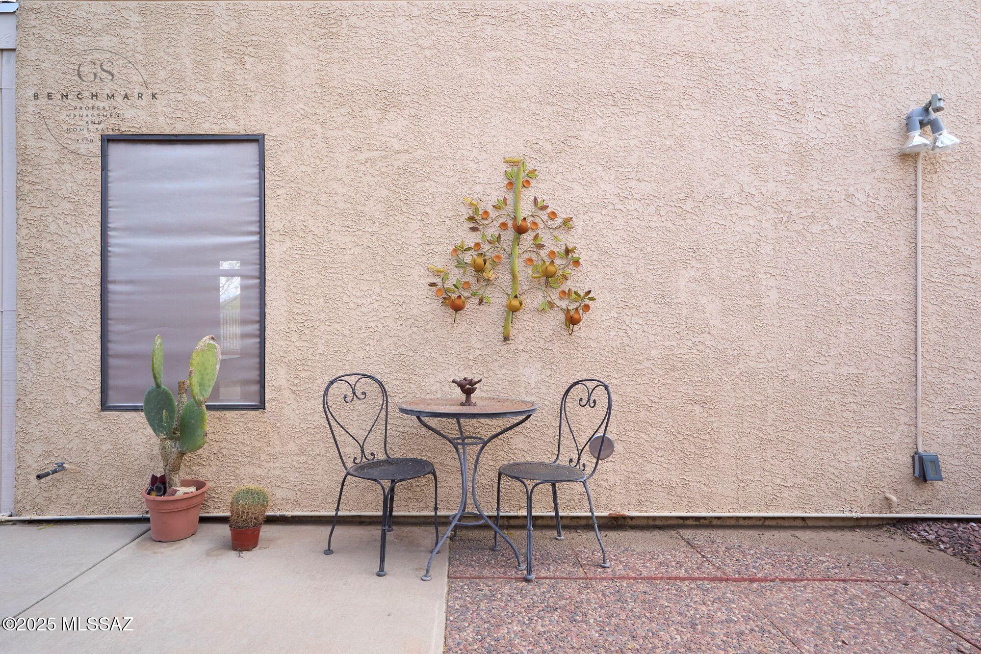 N Spring Creek Dr, Tucson, AZ 85742