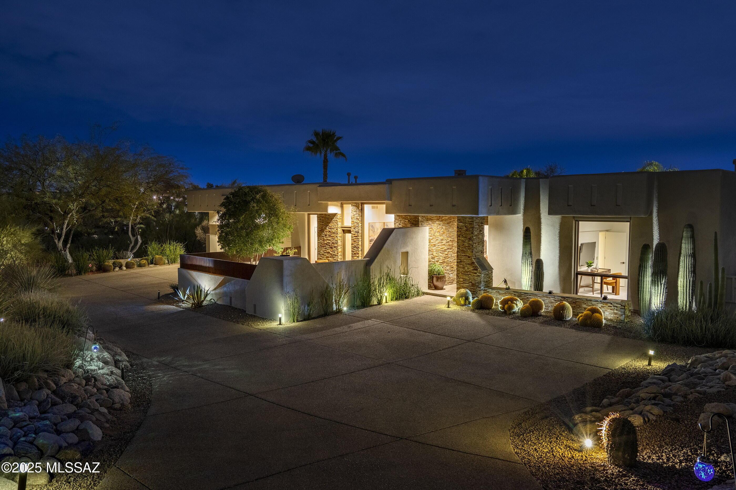 N Placita Camaleon, Tucson, AZ 85718