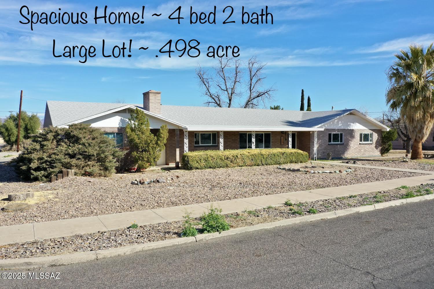 W 10th St, Safford, AZ 85546