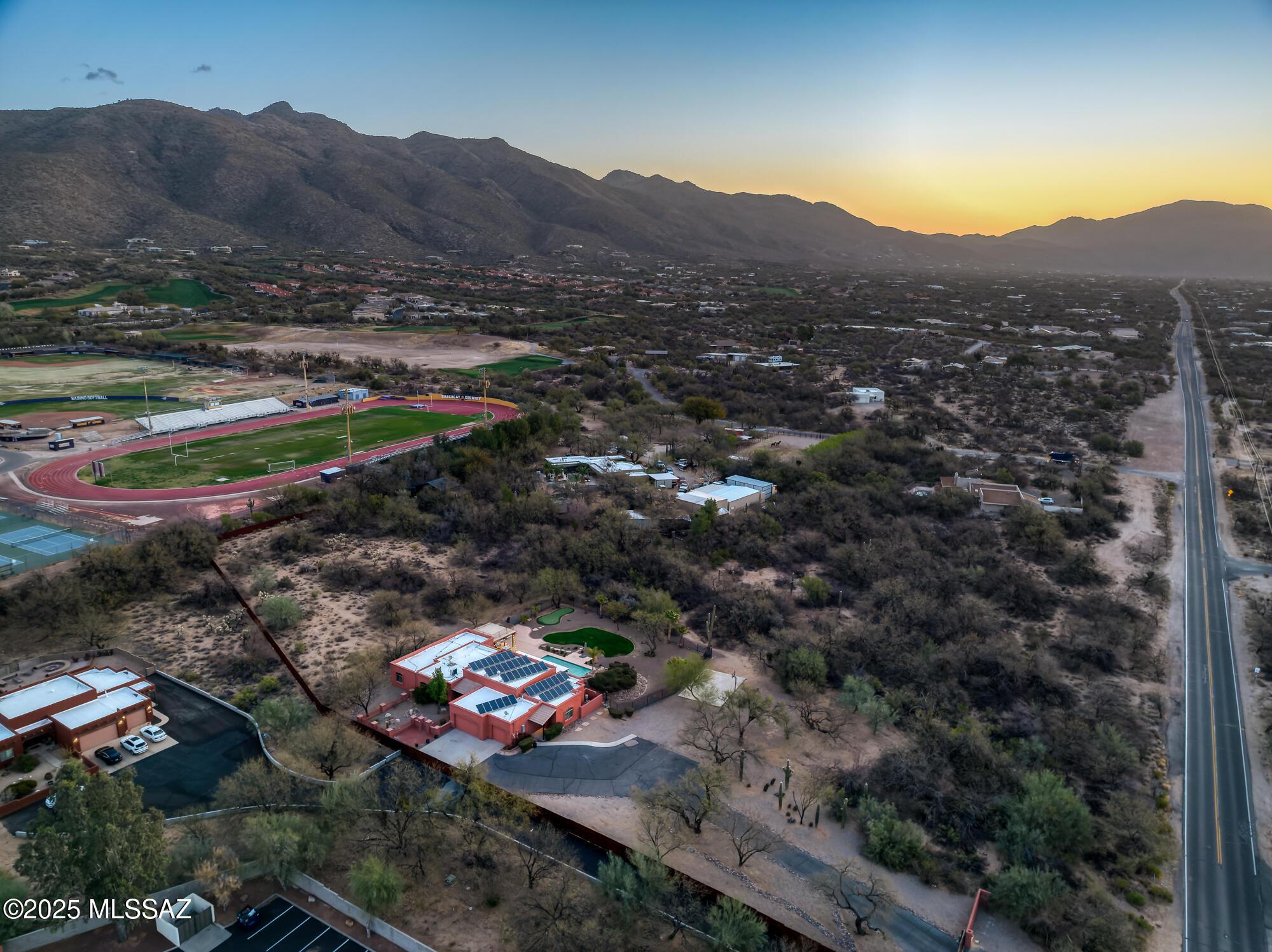 E Snyder Rd, Tucson, AZ 85749