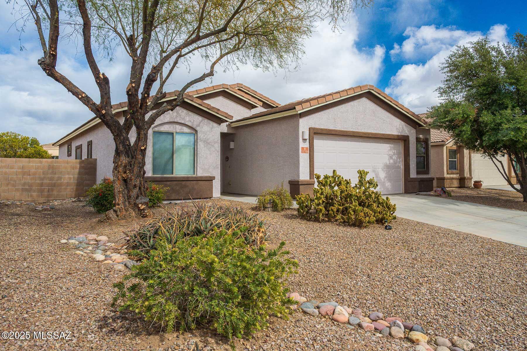 W Fordson Dr, Marana, AZ 85653