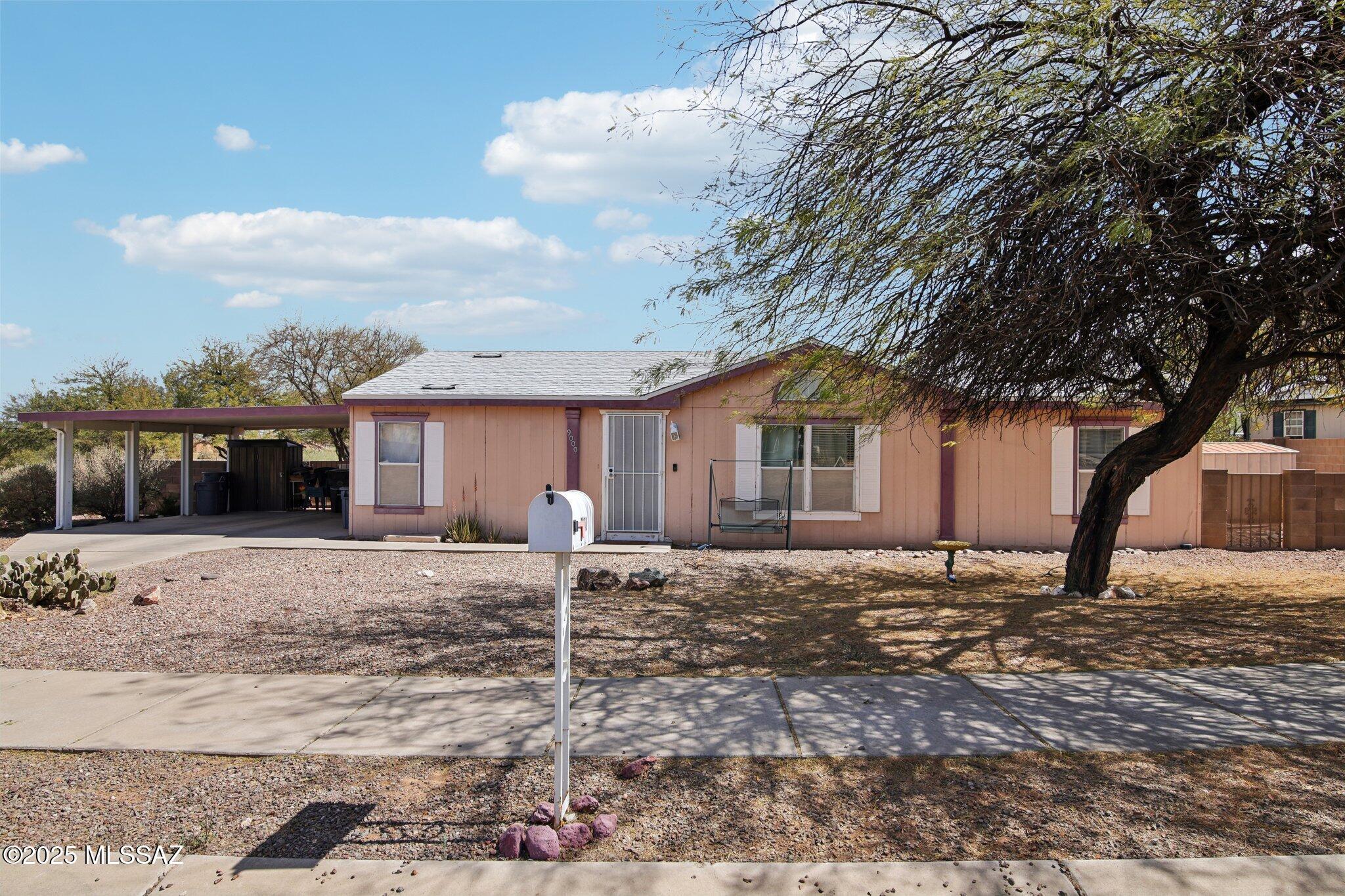 N Odin Dr, Tucson, AZ 85743