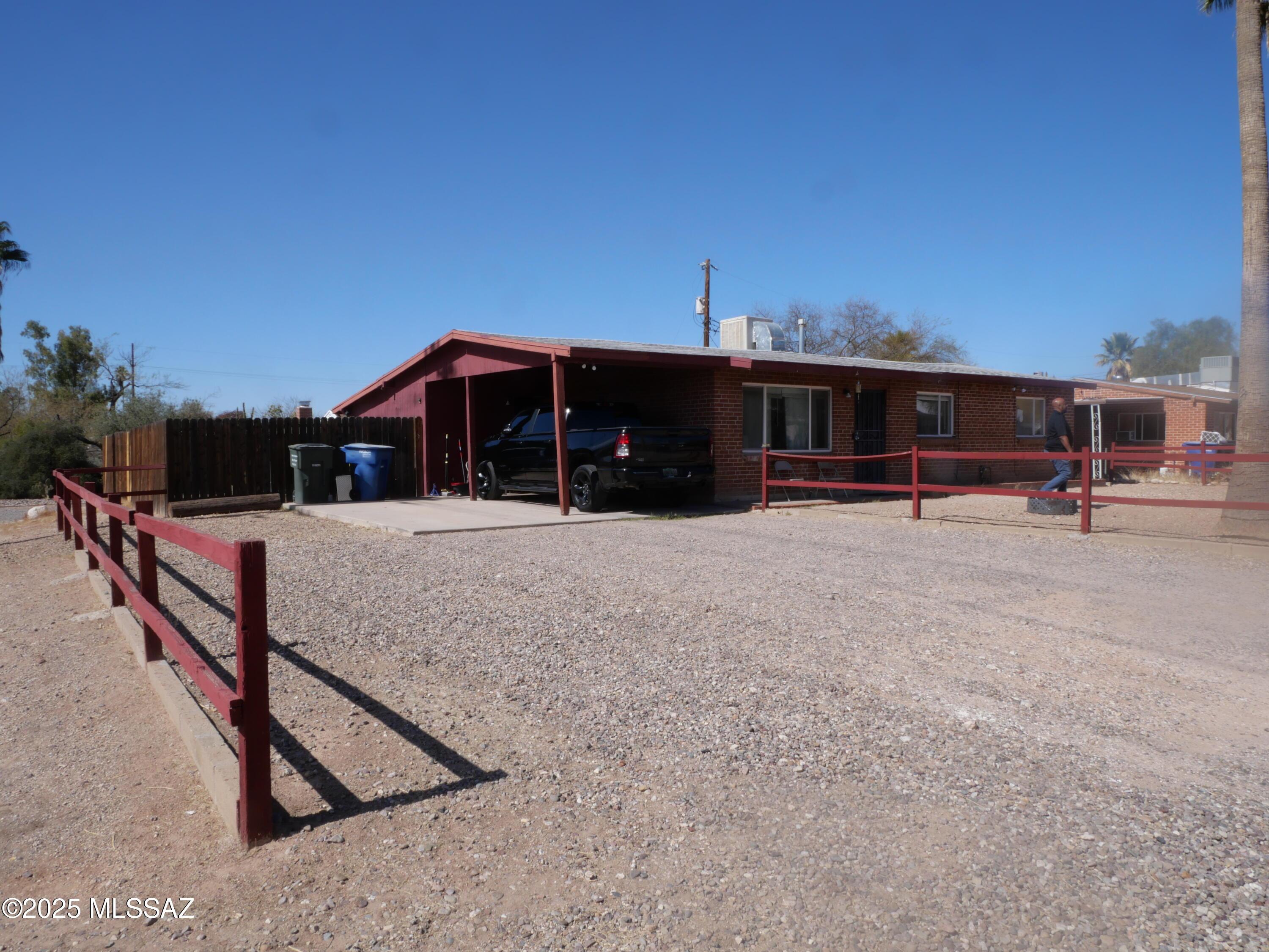 N Highland Ave, Tucson, AZ 85719